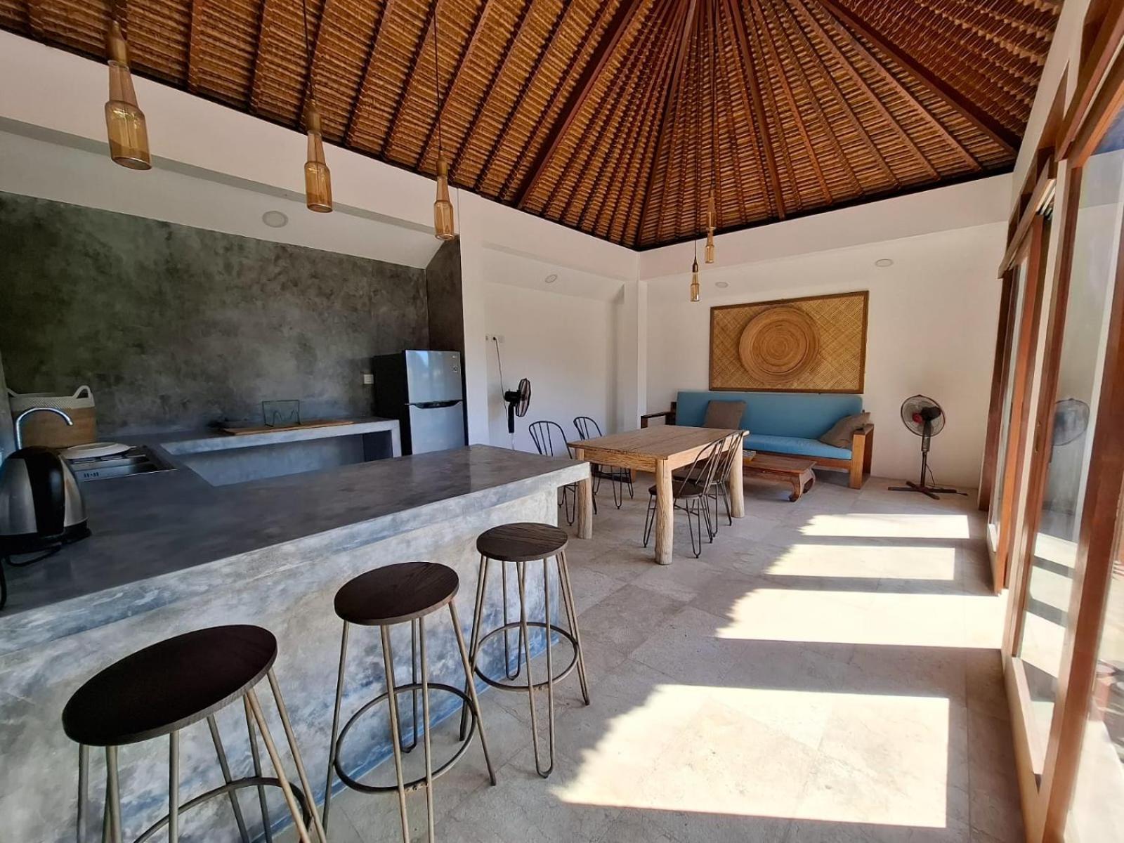 Guava Garden Hotel Джили Трауанган Екстериор снимка